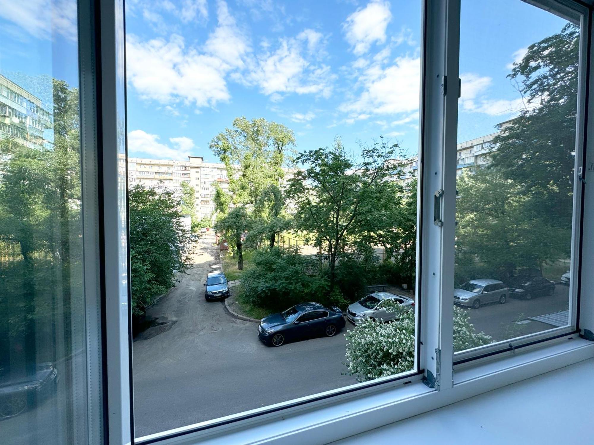 Artal Apartment On Obolonskyi Avenue 16 Kiev Buitenkant foto